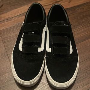 Old-Skool Velcro Vans